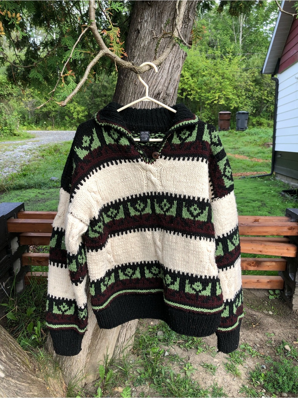 Cozy Patterned 100% Wool Sweater - Cream, Green & Brown